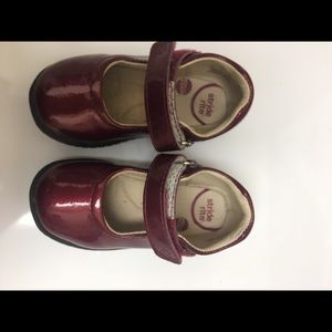 Stride rite girls shoes